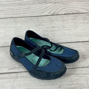 Skechers memory foam Mary Jane shoes size 8